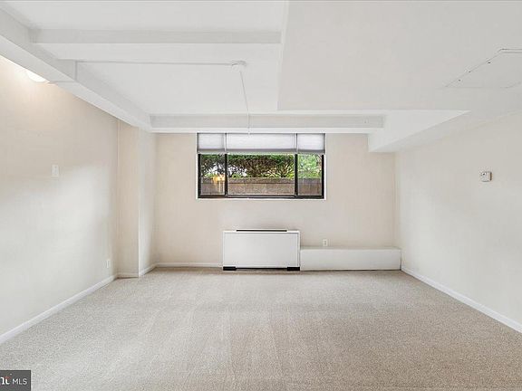 5th image of 3315 Wisconsin Ave N #B3