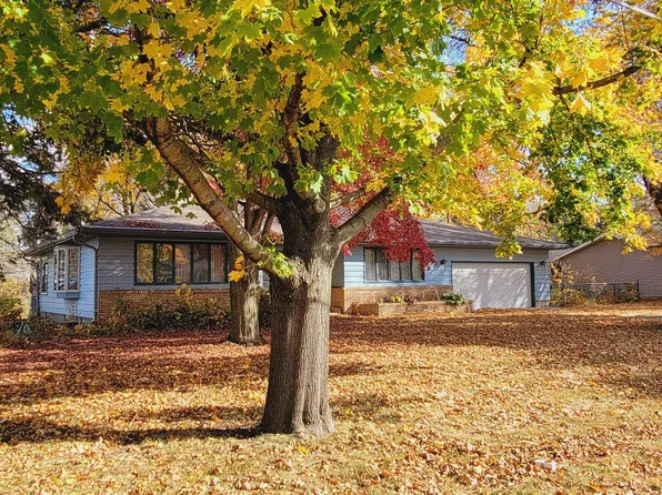 134 W 5th St N, Cottonwood, MN 56229