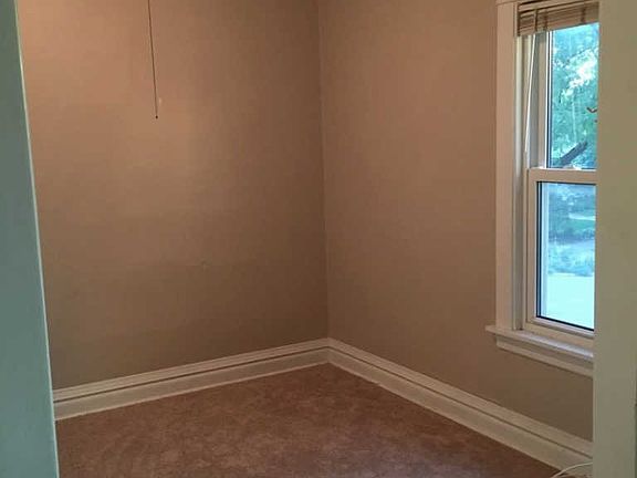 4th image of 3756 N Kostner Ave #2