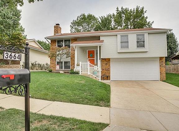 2nd image of 3664 Lemay Woods Dr