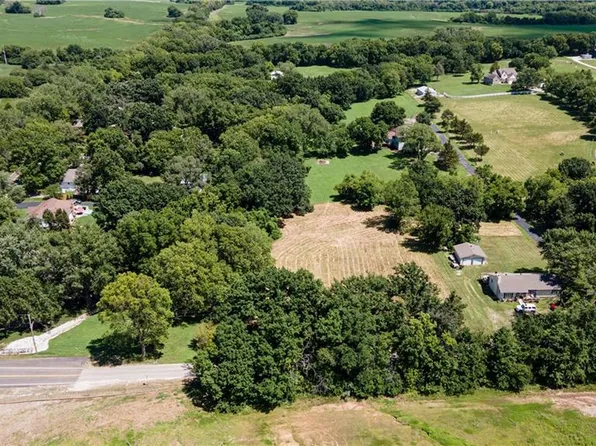 1801 SW Sampson Rd, Lees Summit, MO 64082