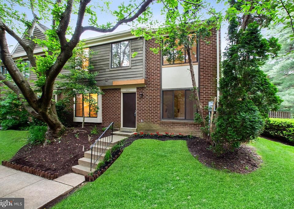 Front of property exterior
