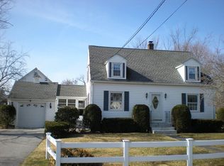 18 Chapman St, Dracut, MA 01826