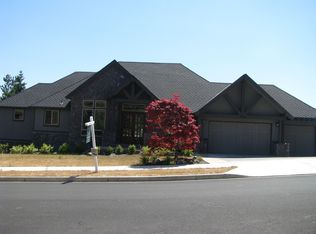 13980 SE Sunshadow St, Happy Valley, OR