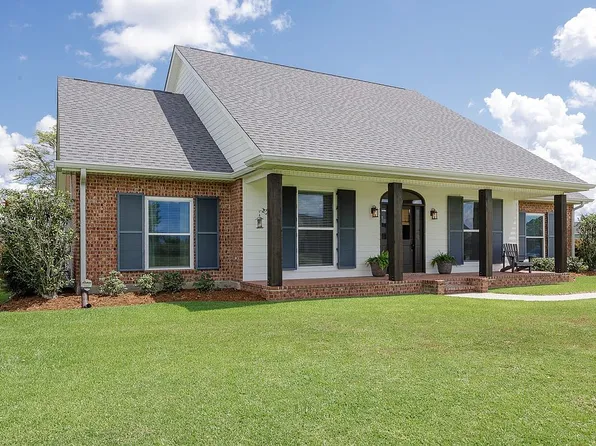 2402 Southdown Dr, Thibodaux, LA 70301