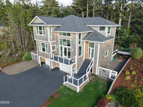 415 Fall Creek Dr, Tillamook, OR 97141