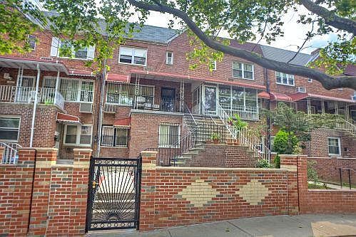 1st image of 1405 E 102nd St