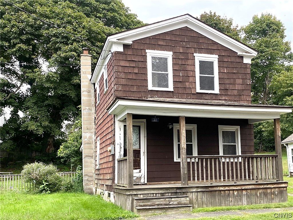 33 McWhorter St, Oswego, NY 13126 Zillow