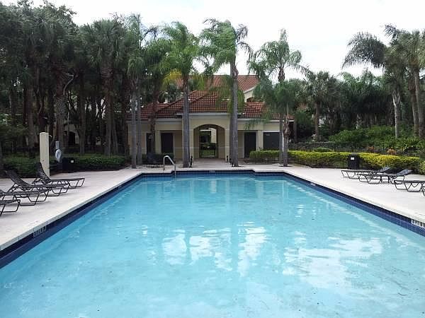 Front view of 1st of two pools. The actual on-site view is MUCH MUCH better.