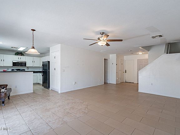 3rd image of 1618 W Harding Ave