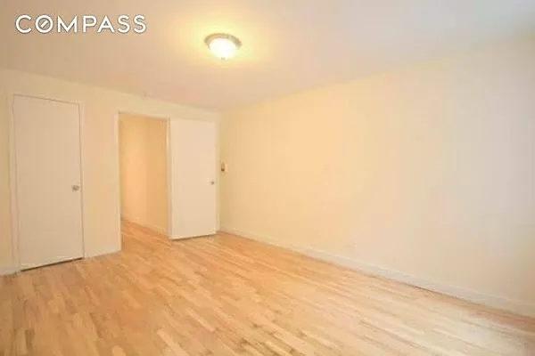 Rented by Compass | media 16