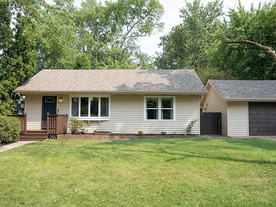 1st image of 2027 Northwood Dr