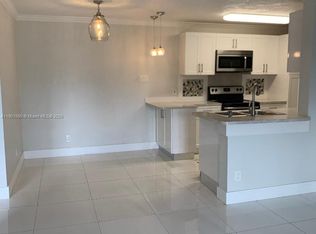 Coral Club Garden Villas, Miami, FL 33196