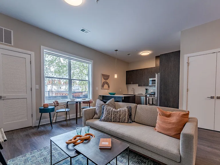 310 Madison Ave #201 — Photo 1