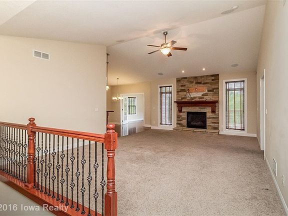 2nd image of 6639 Dakota Dr