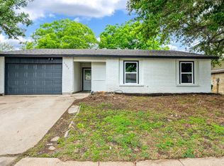 1707 Granada Dr, Arlington, TX 76014
