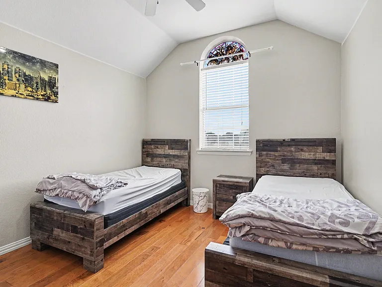 8660 Lariat Cir — Photo 14