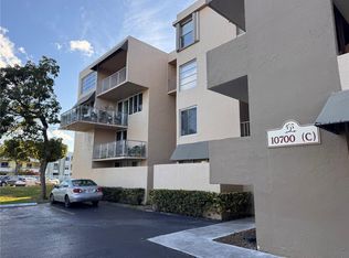 10700 SW 108th Ave APT C306, Miami, FL 33176
