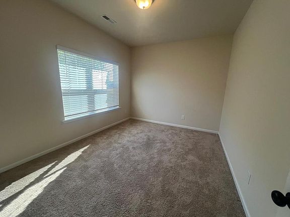 5th image of 103 Story Ray Dr