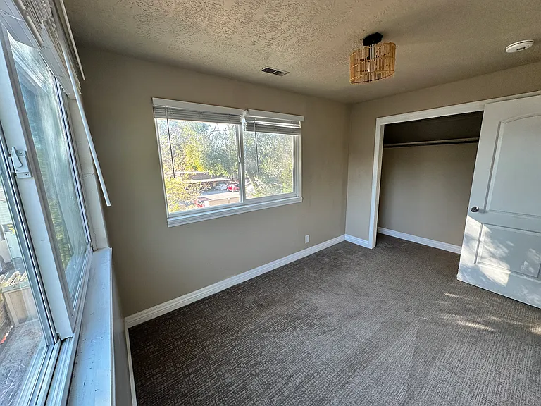 2288 S 900 E #2288 — Photo 8