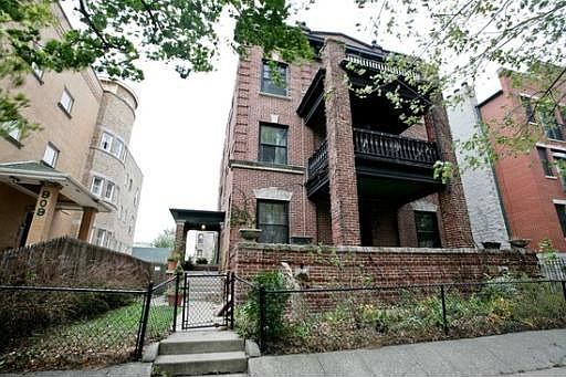 1st image of 915 W Lakeside Pl #1