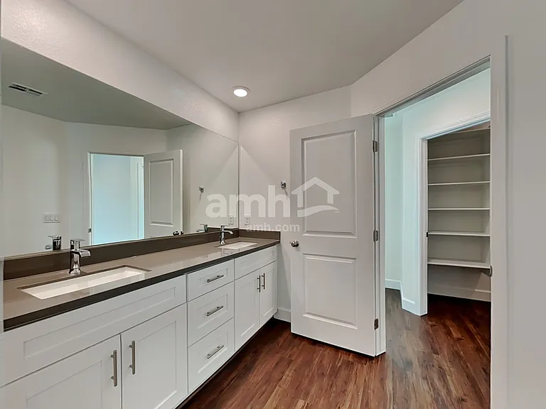 296 Austin Bellerose Pl — Photo 13
