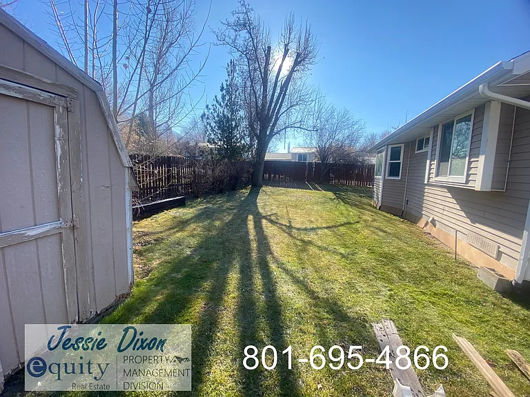 879 Rice Cir — Photo 15