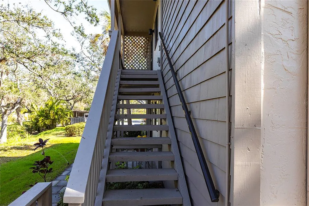 2 bed, 3.0 bath, 1635 sqft, $2,000 — Photo 3