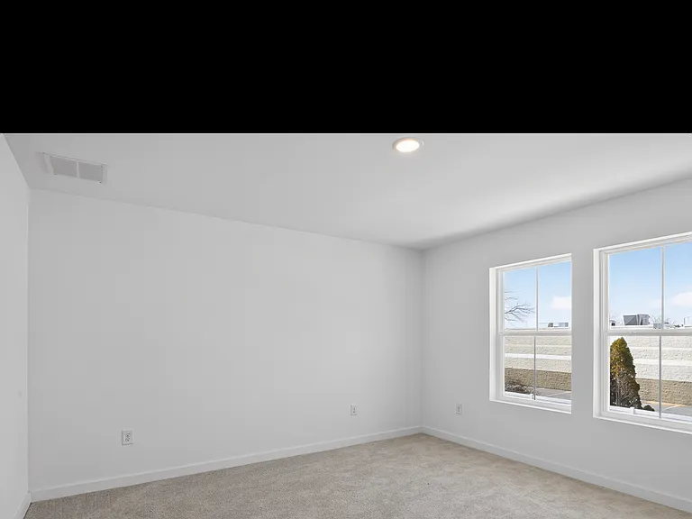 214 Clement Loop — Photo 9