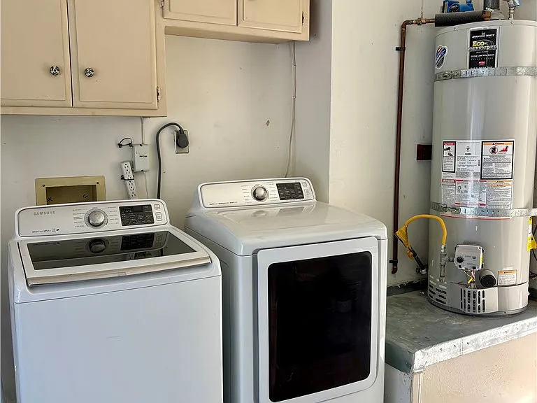 451 Medford Ct #102 — Photo 42