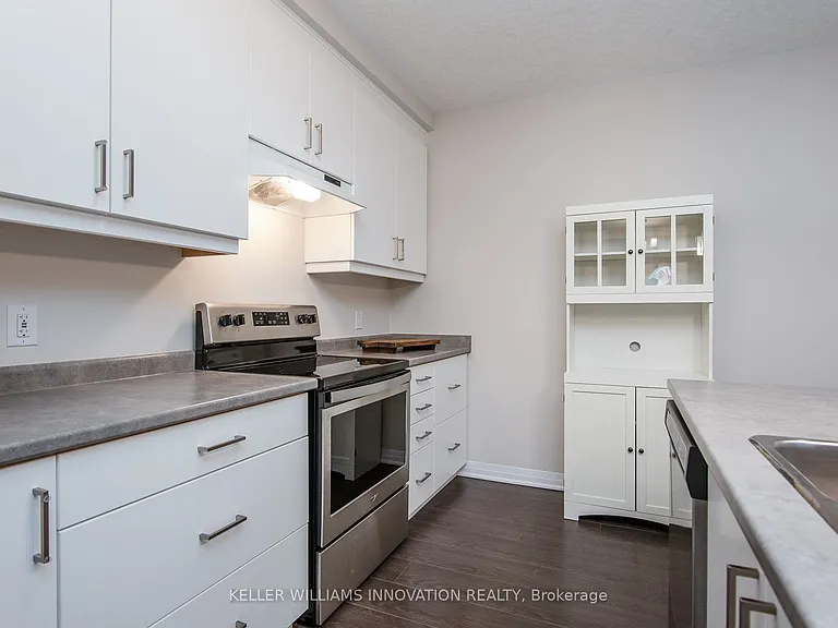 155 Thomas Slee Dr #1D — Photo 16