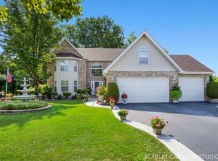 1115 Marcella Ln, West Chicago, IL 60185