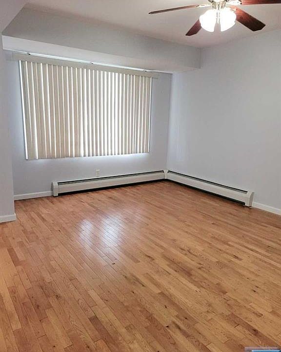1st image of 71 Teaneck Rd