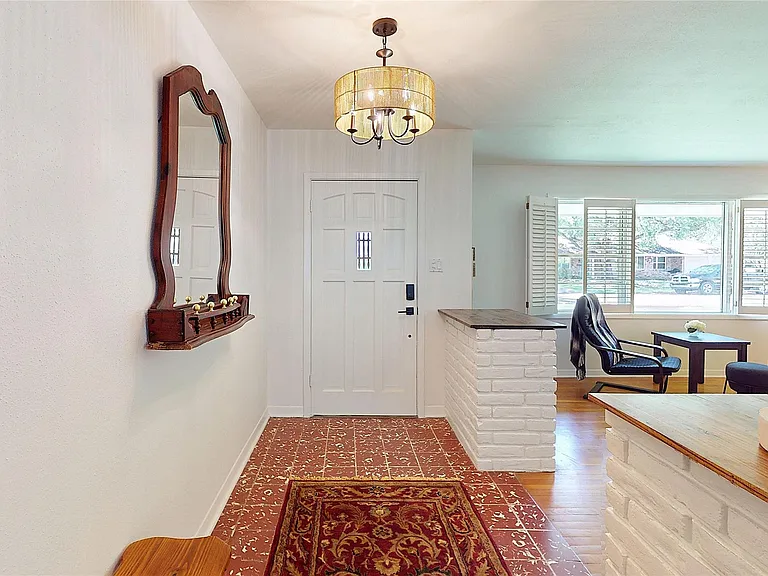 4826 Waynesboro Dr — Photo 5