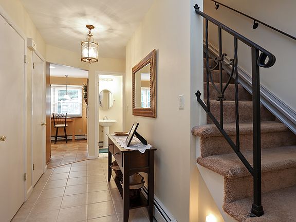 2nd image of 169 Geymer Dr