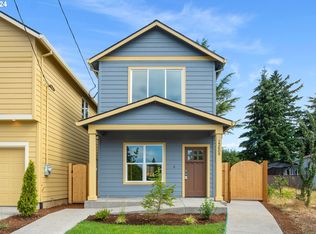 12609 NE Holladay Pl, Portland, OR 97230