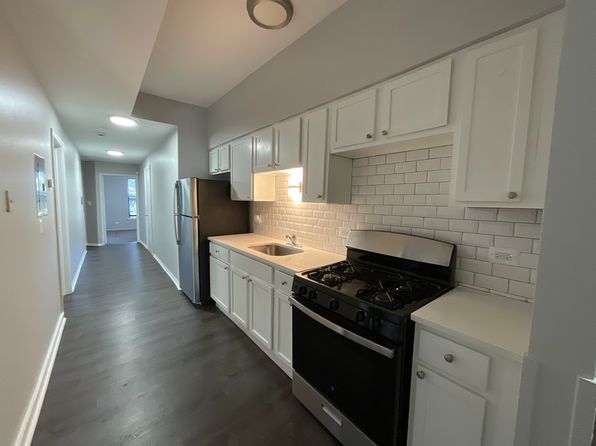 6201 S Greenwood Ave #302