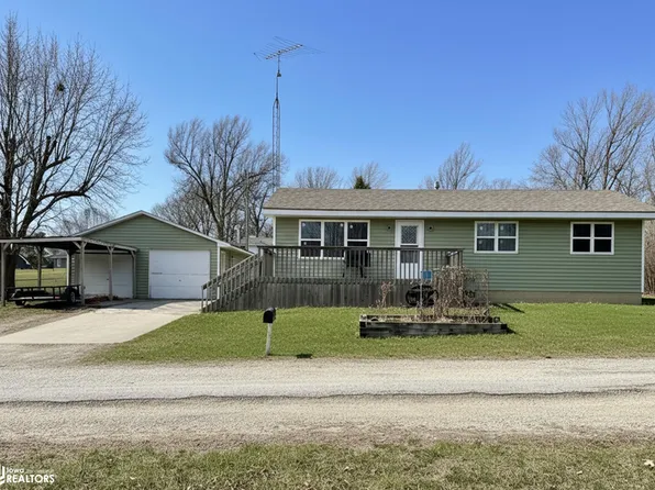 301 Amy Ln, Mount Ayr, IA 50854