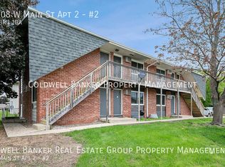 608 W Main St APT 2, Winneconne, WI 54986
