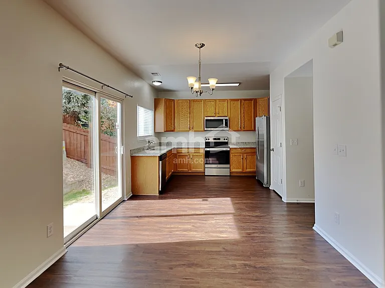 19506 E Bellisario Creek Dr — Photo 4
