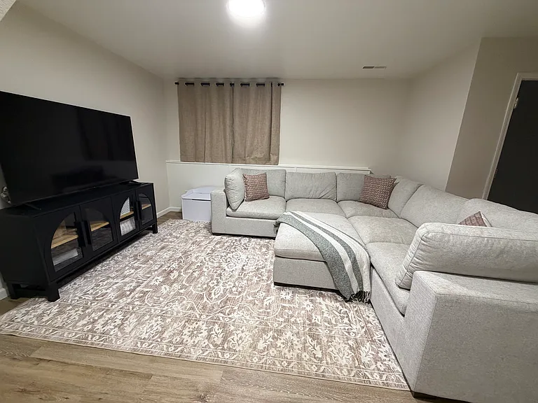 8391 Majestic Dr — Photo 5