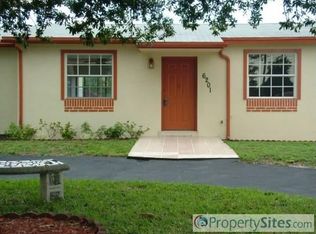6201 Wiley St, Hollywood, FL 33023