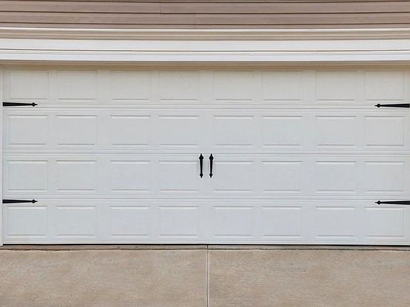 2nd image of 108 Cloverdale Way