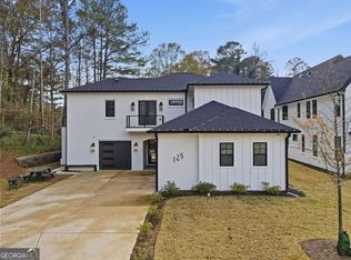 125 Thome Dr, Alpharetta, GA 30022