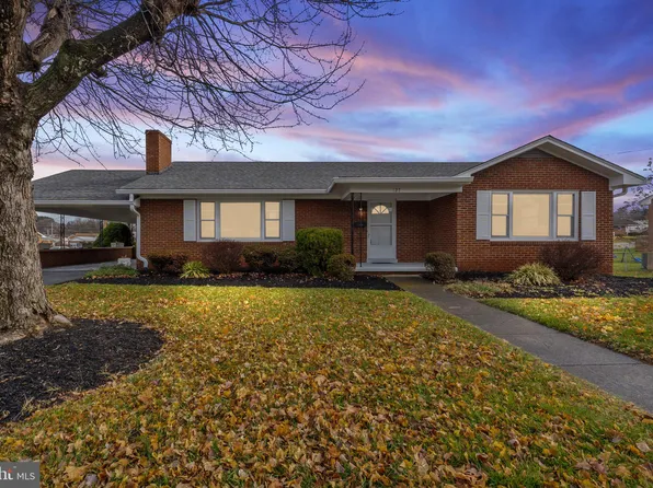 127 Manassas Ave, Front Royal, VA 22630