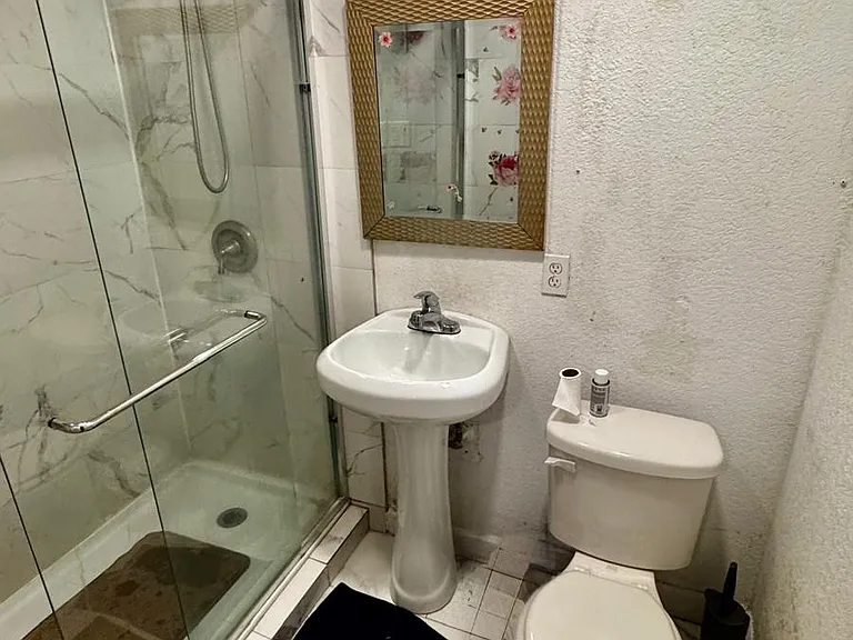 2737 Ophelia Ave — Photo 10
