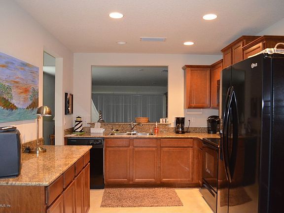 3rd image of 167 Cypress Bay Dr