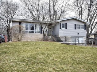 2537 W Hunt St, Decatur, IL 62526