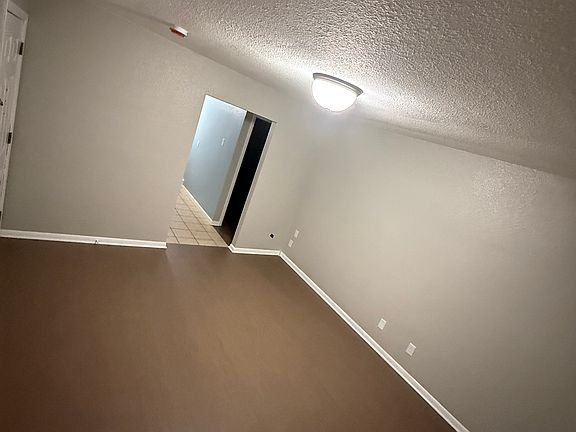 4th image of 113 S Williams St