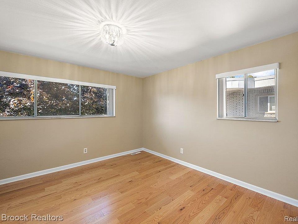 4810 Briarwood Ave Apt 5, photo 13